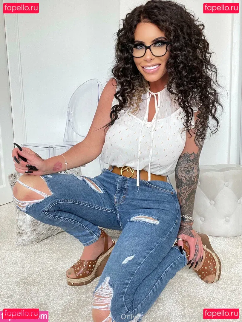 Jennifer Thomson Onlyfans Photo Gallery 