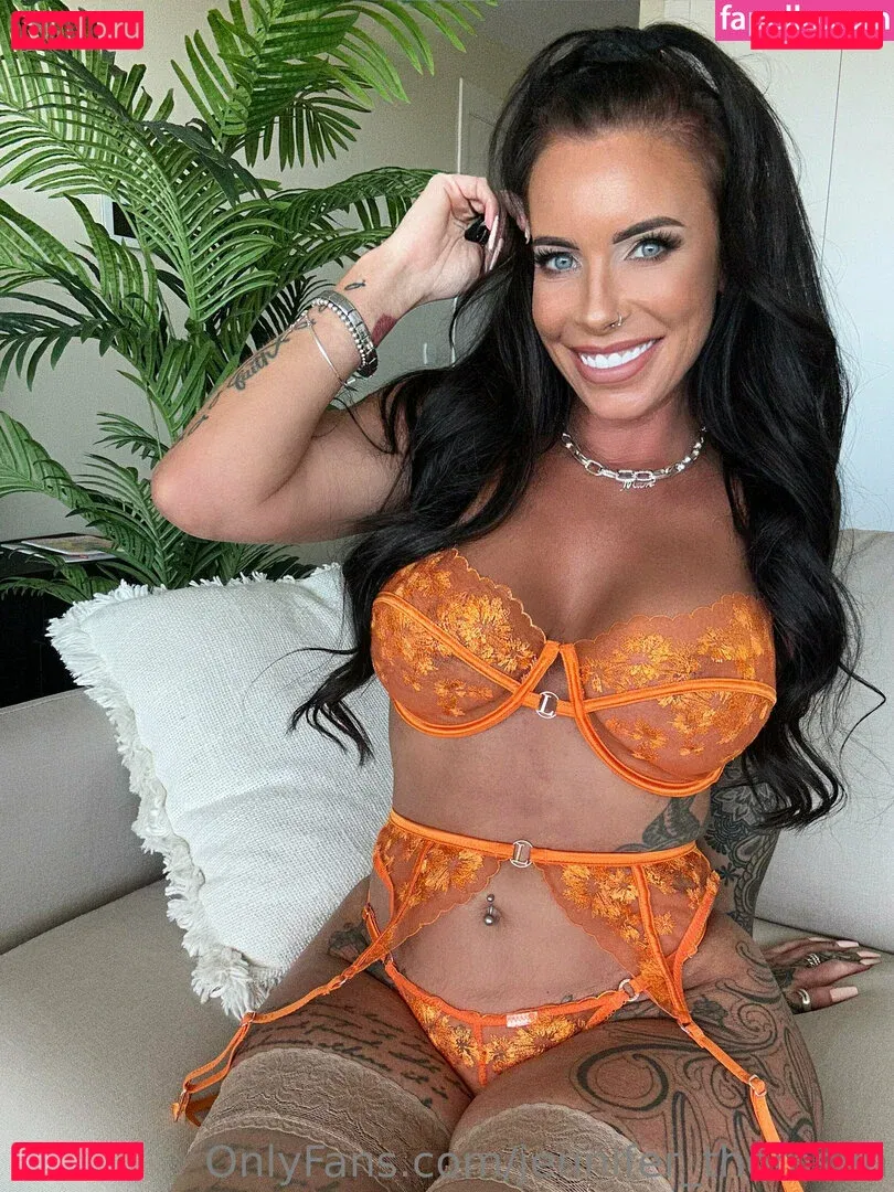 Jennifer Thomson Onlyfans Photo Gallery 