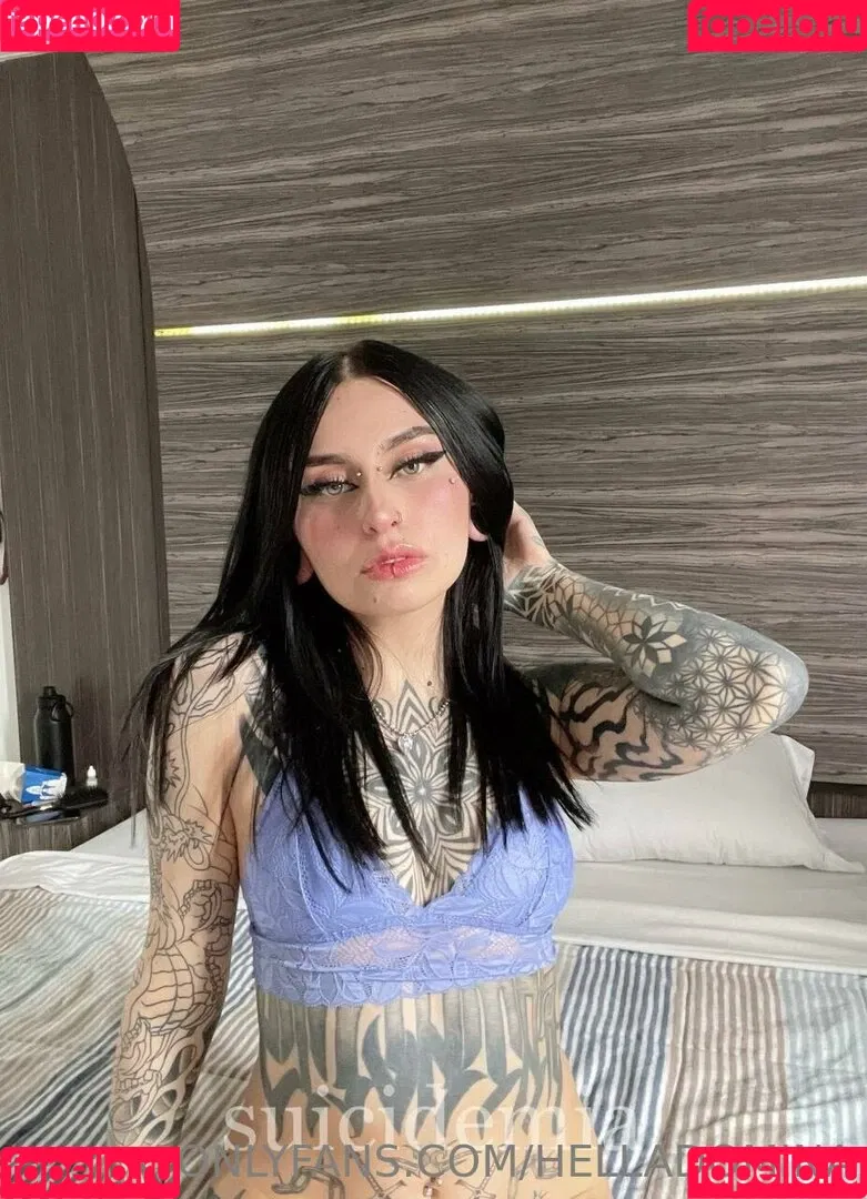 helladomina Onlyfans Photo Gallery 