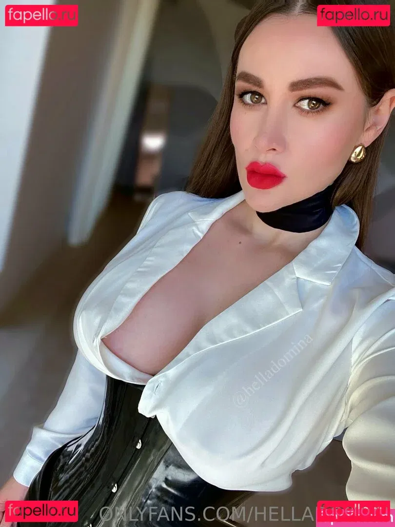 helladomina Onlyfans Photo Gallery 