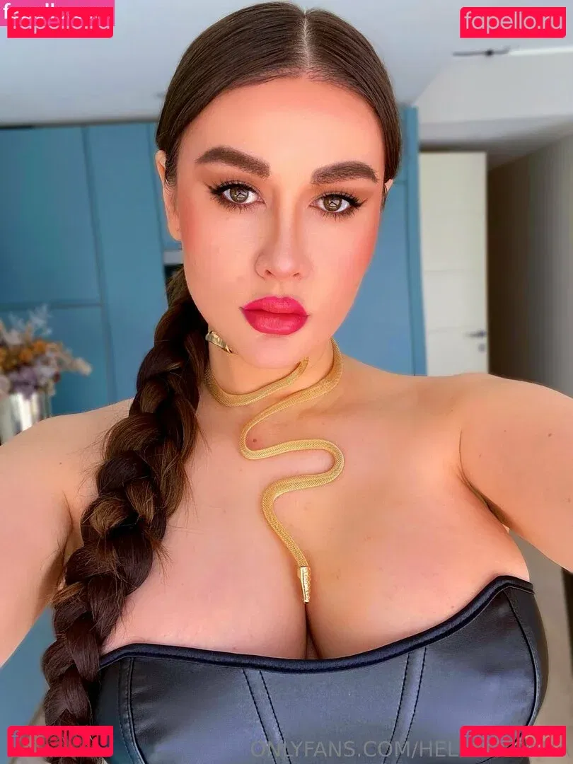 helladomina Onlyfans Photo Gallery 