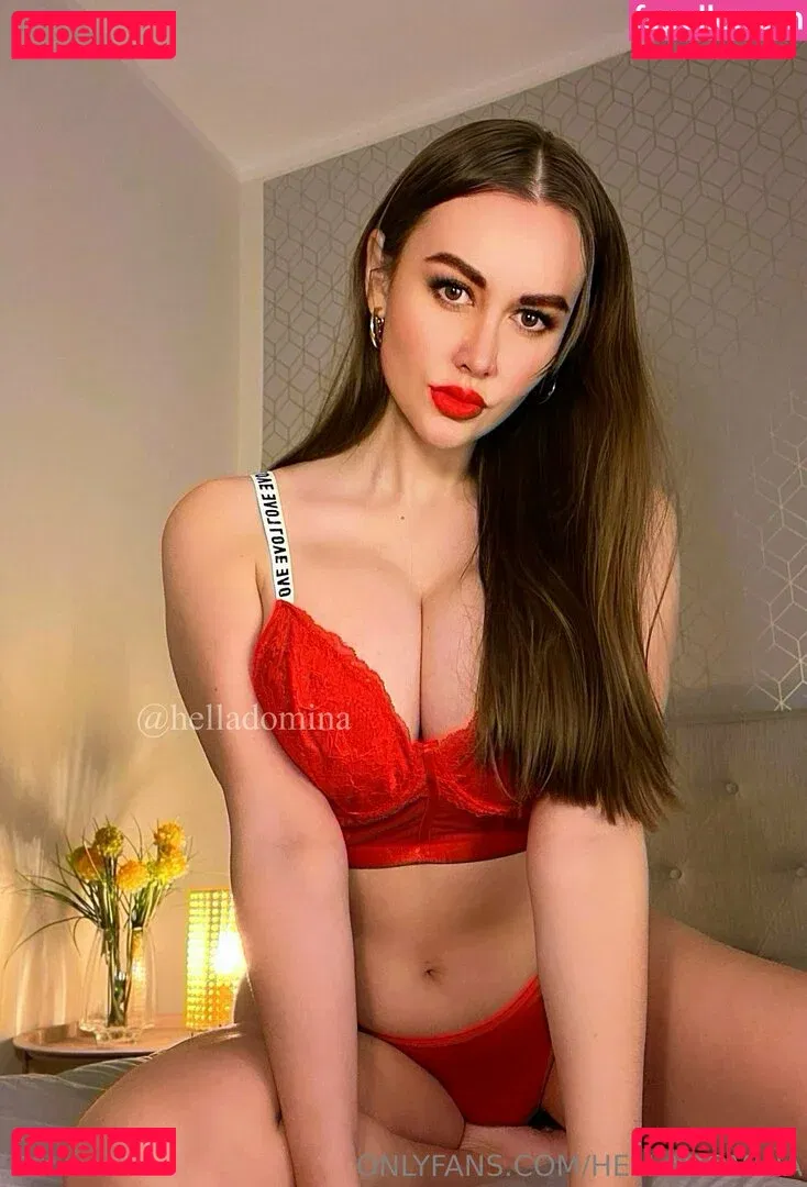 helladomina Onlyfans Photo Gallery 