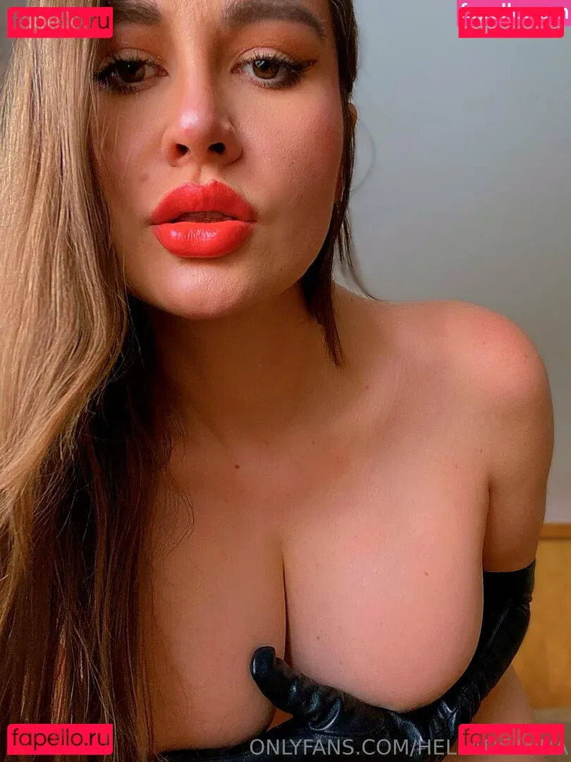 helladomina Onlyfans Photo Gallery 