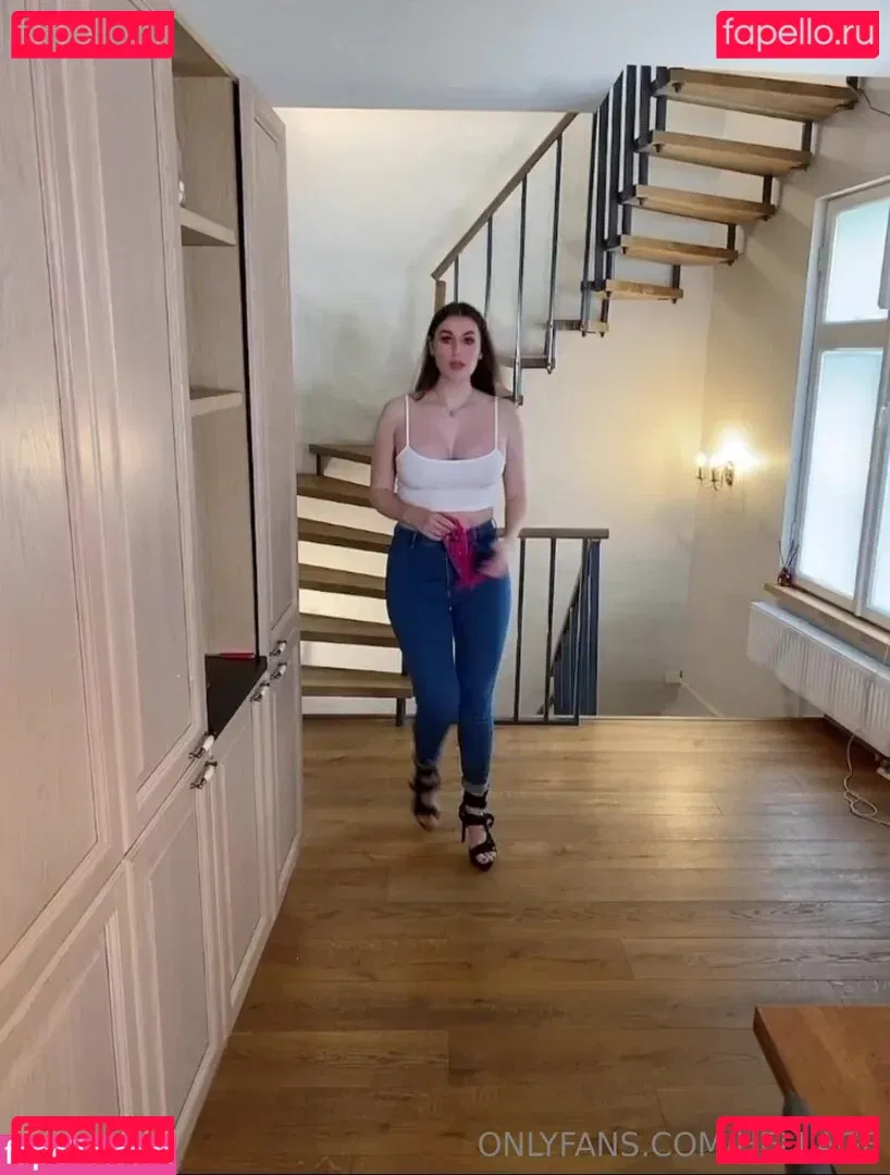 helladomina Onlyfans Photo Gallery 