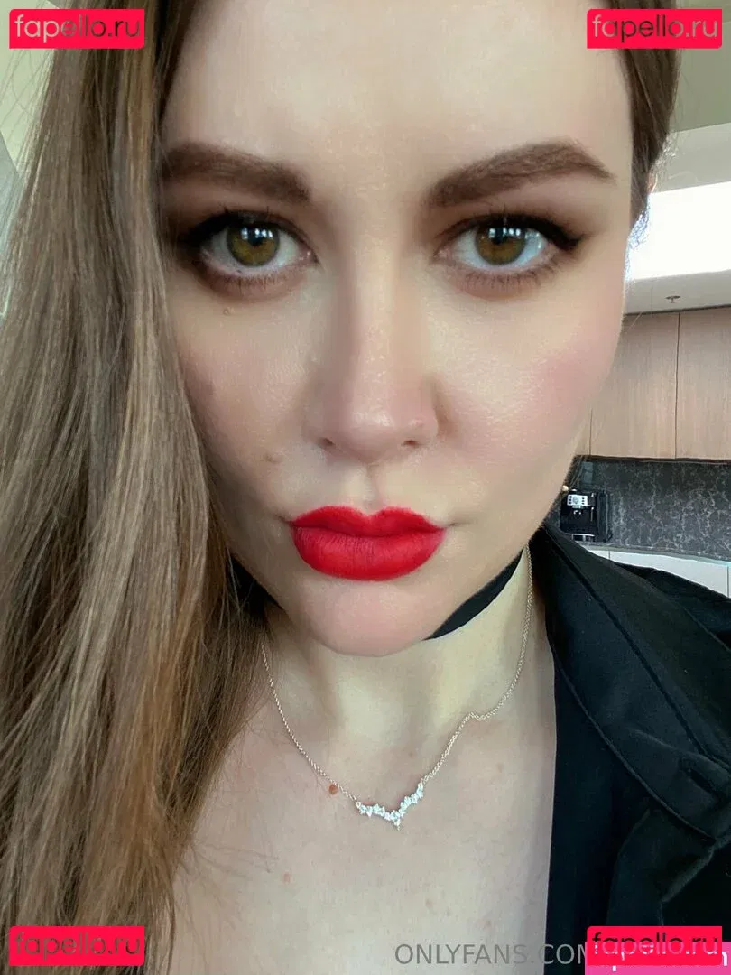 helladomina Onlyfans Photo Gallery 