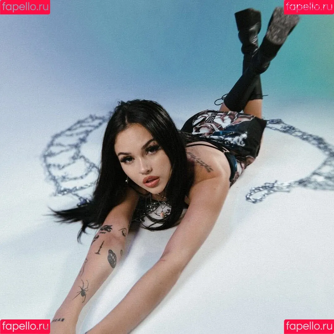 Maggie Lindemann Onlyfans Photo Gallery 