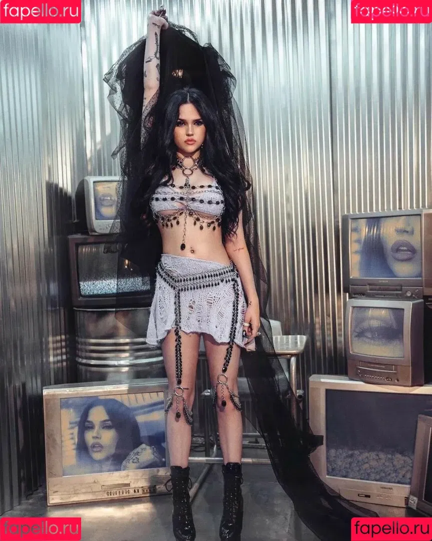 Maggie Lindemann Onlyfans Photo Gallery 