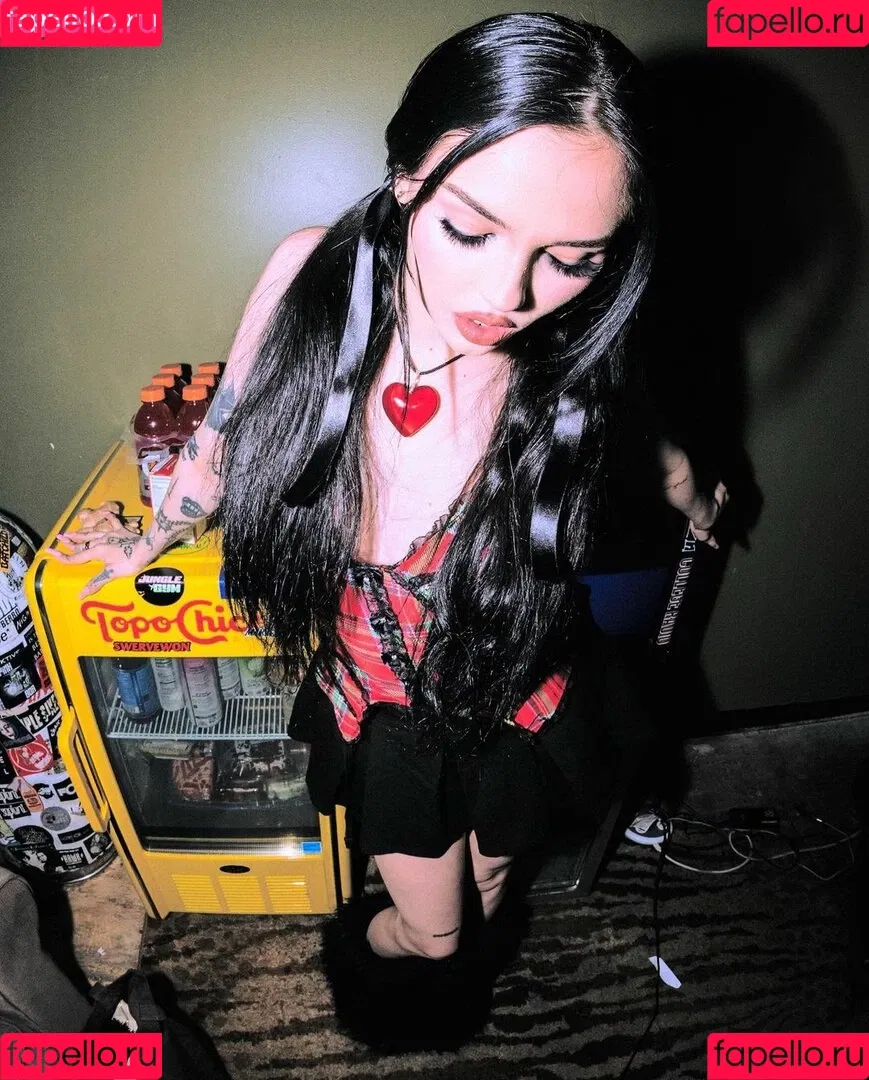 Maggie Lindemann Onlyfans Photo Gallery 