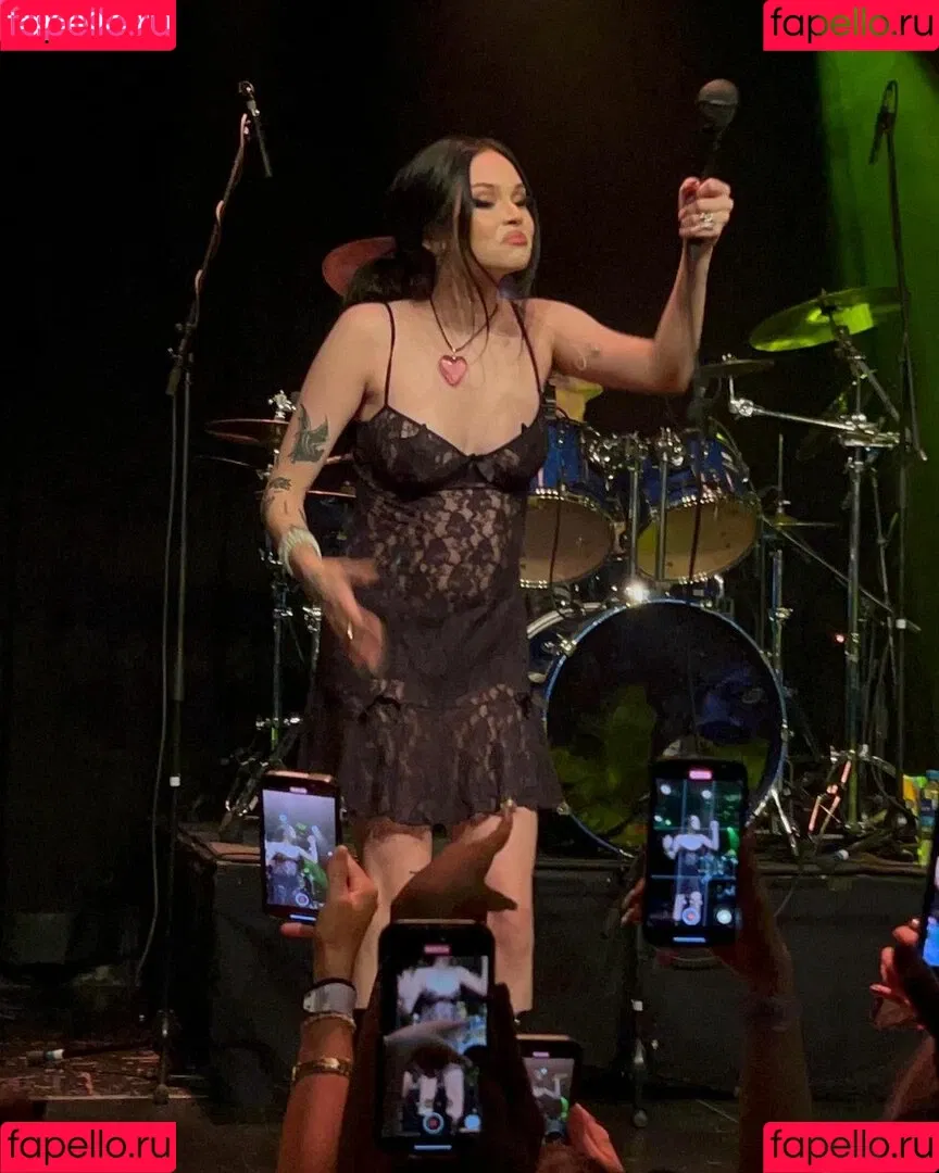 Maggie Lindemann Onlyfans Photo Gallery 