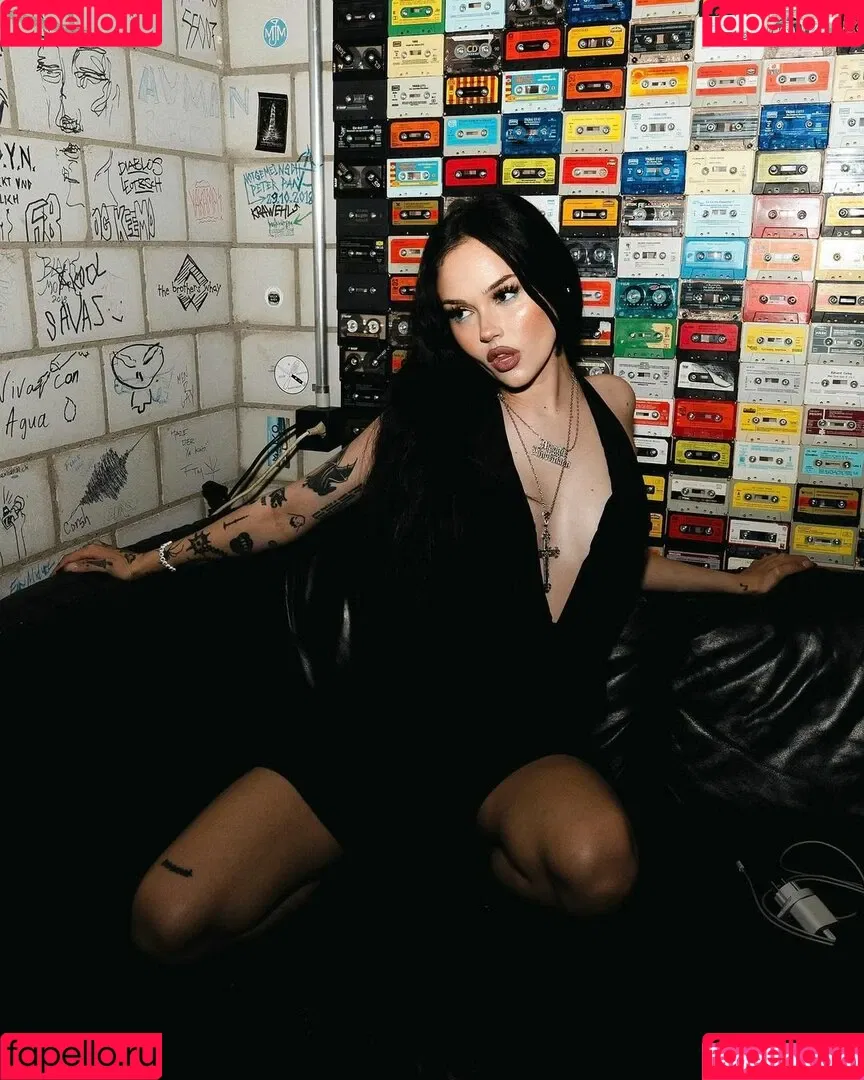 Maggie Lindemann Onlyfans Photo Gallery 