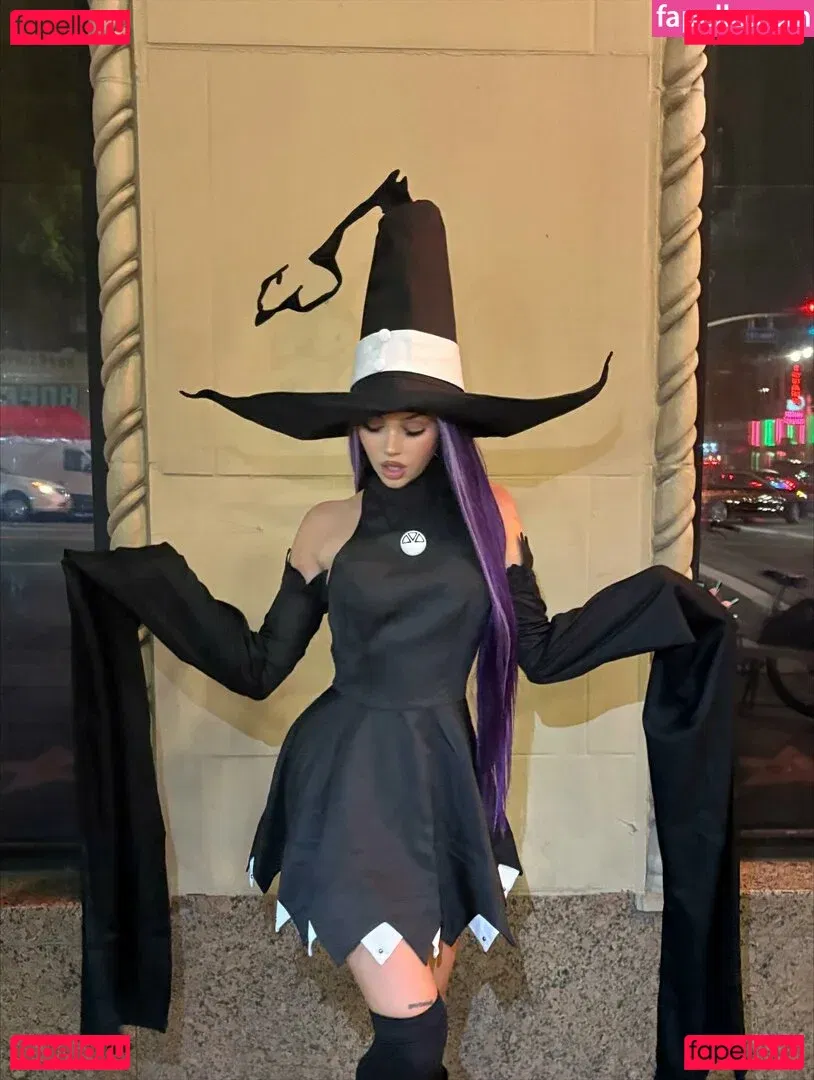 Maggie Lindemann Onlyfans Photo Gallery 