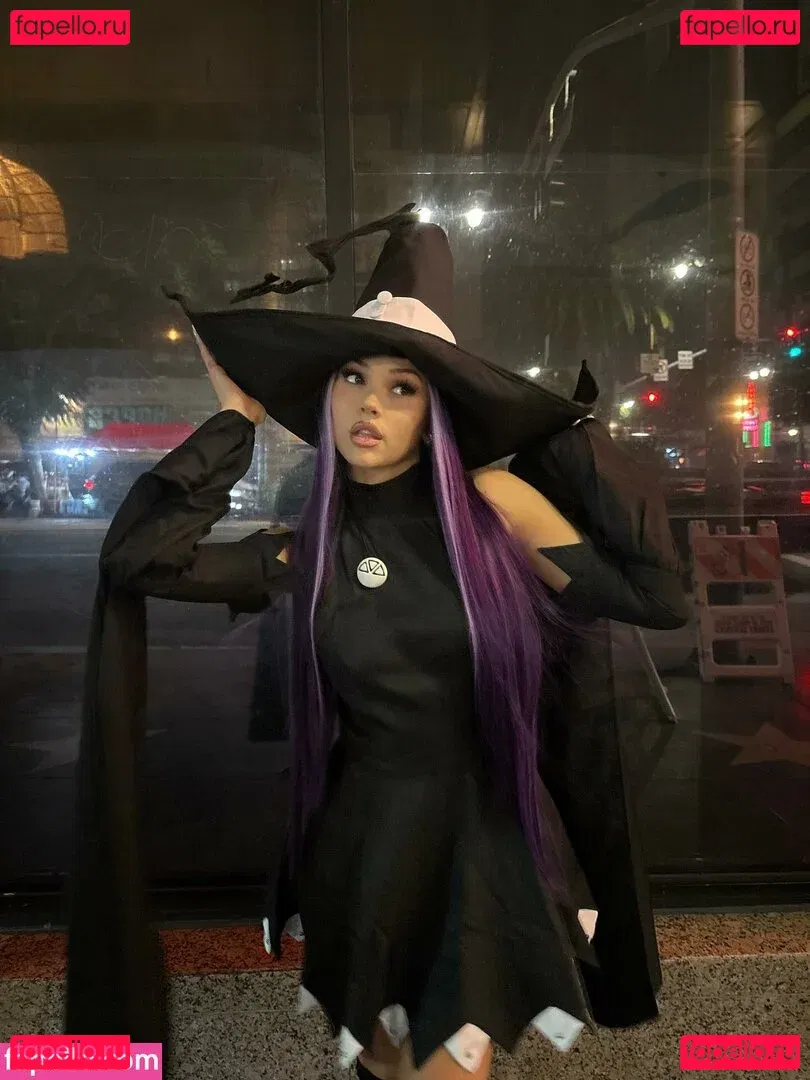 Maggie Lindemann Onlyfans Photo Gallery 