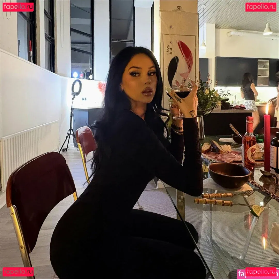 Maggie Lindemann Onlyfans Photo Gallery 