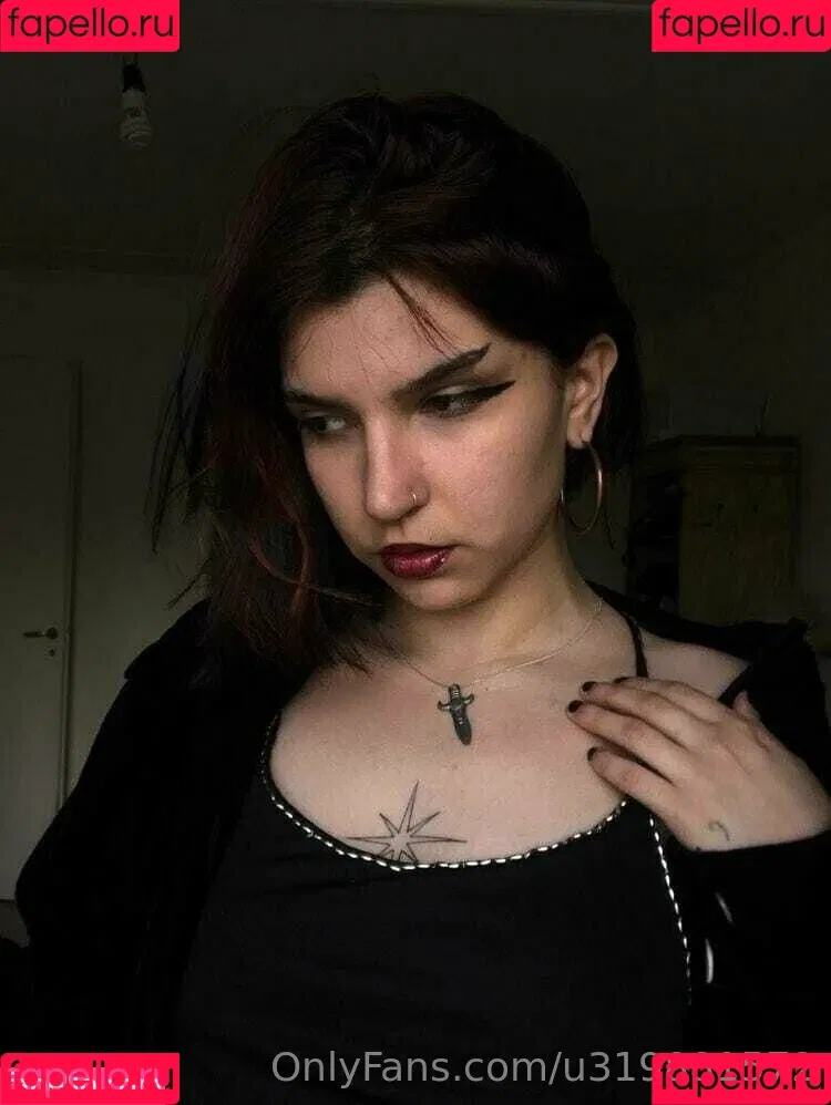 lola_deinnn Onlyfans Photo Gallery 