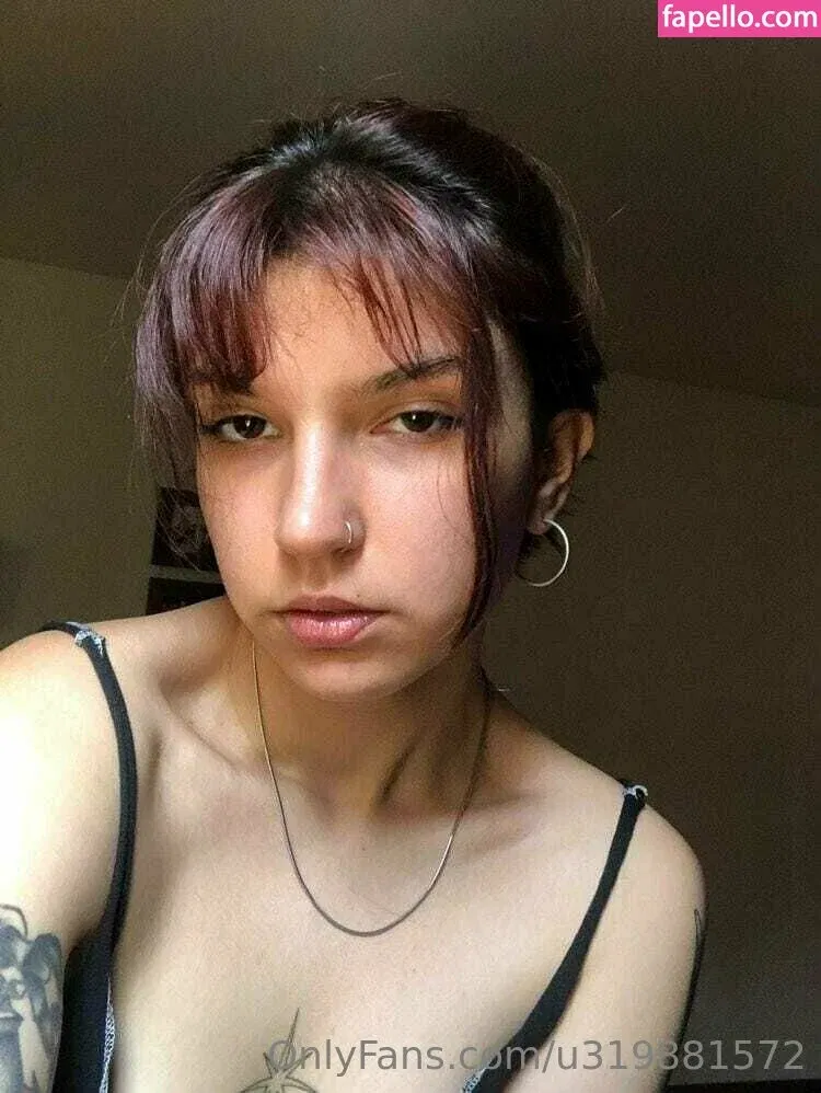 lola_deinnn Onlyfans Photo Gallery 