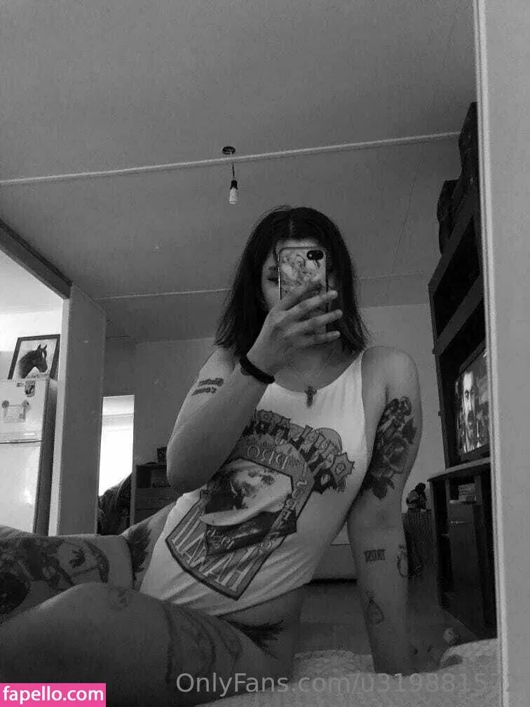 lola_deinnn Onlyfans Photo Gallery 