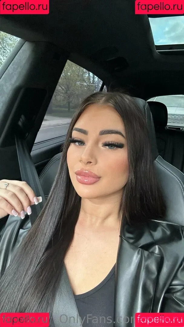 Lana James Onlyfans Photo Gallery 
