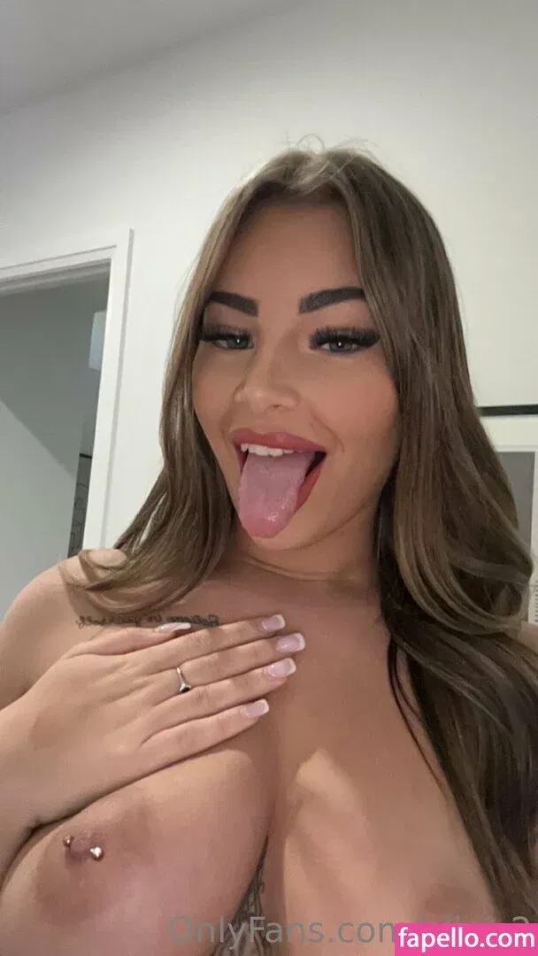 Lana James Onlyfans Photo Gallery 