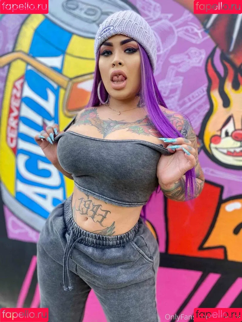 unavips Onlyfans Photo Gallery 