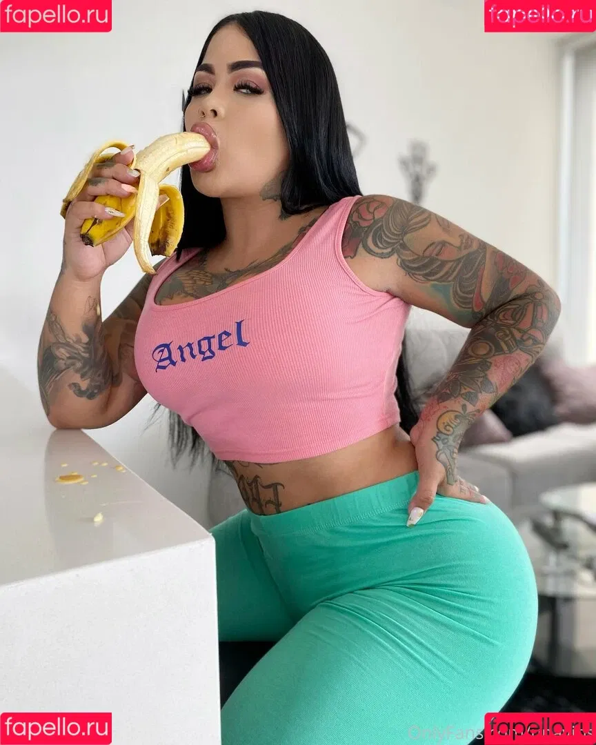 unavips Onlyfans Photo Gallery 