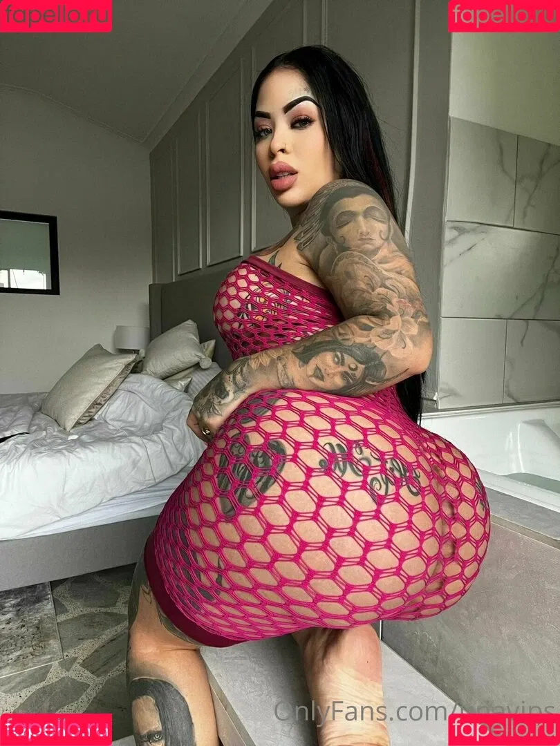 unavips Onlyfans Photo Gallery 