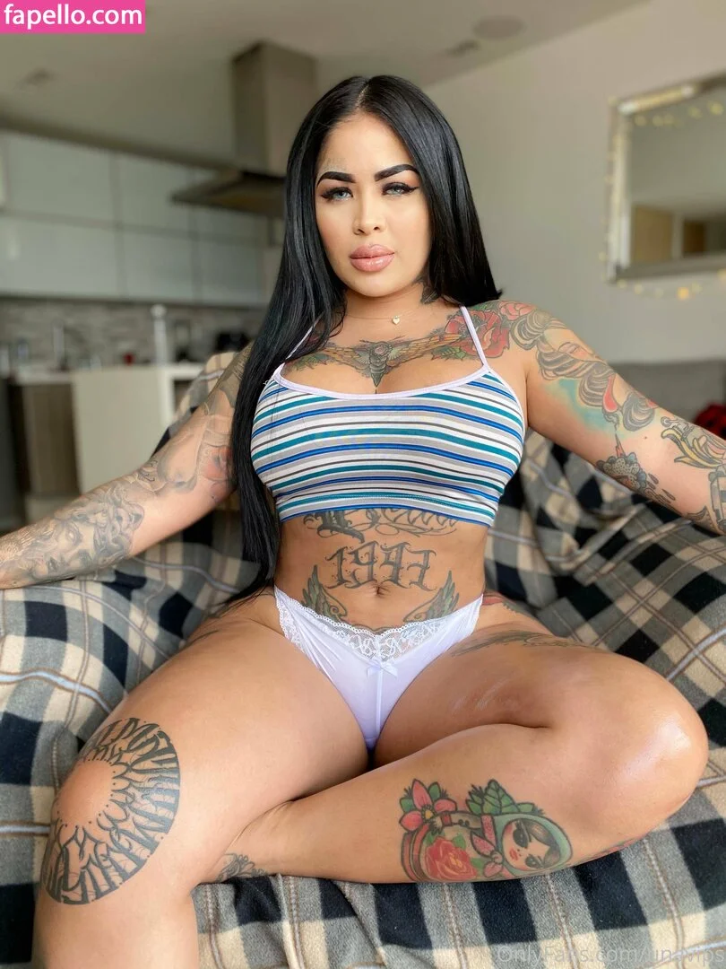 unavips Onlyfans Photo Gallery 