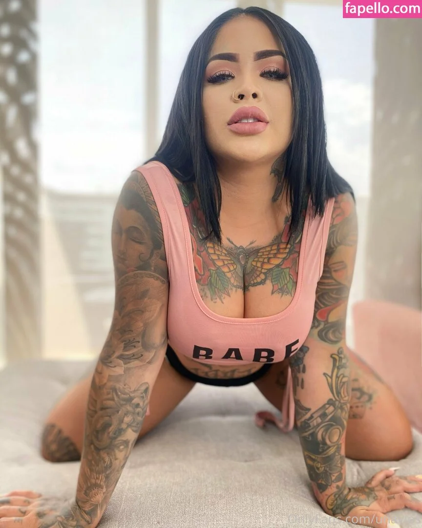 unavips Onlyfans Photo Gallery 