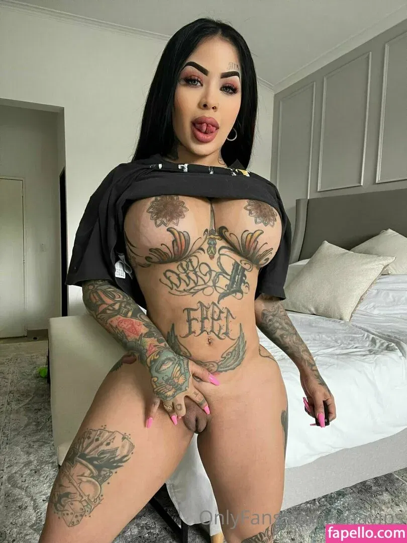 unavips Onlyfans Photo Gallery 