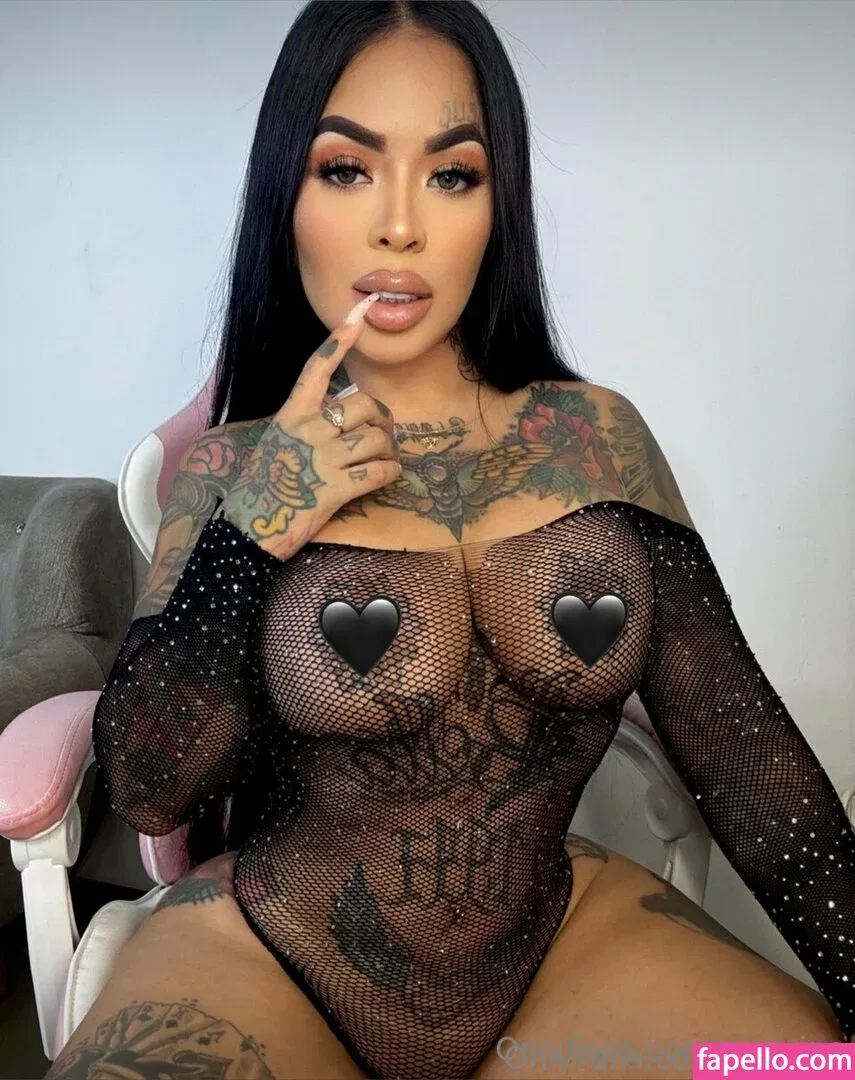 unavips Onlyfans Photo Gallery 