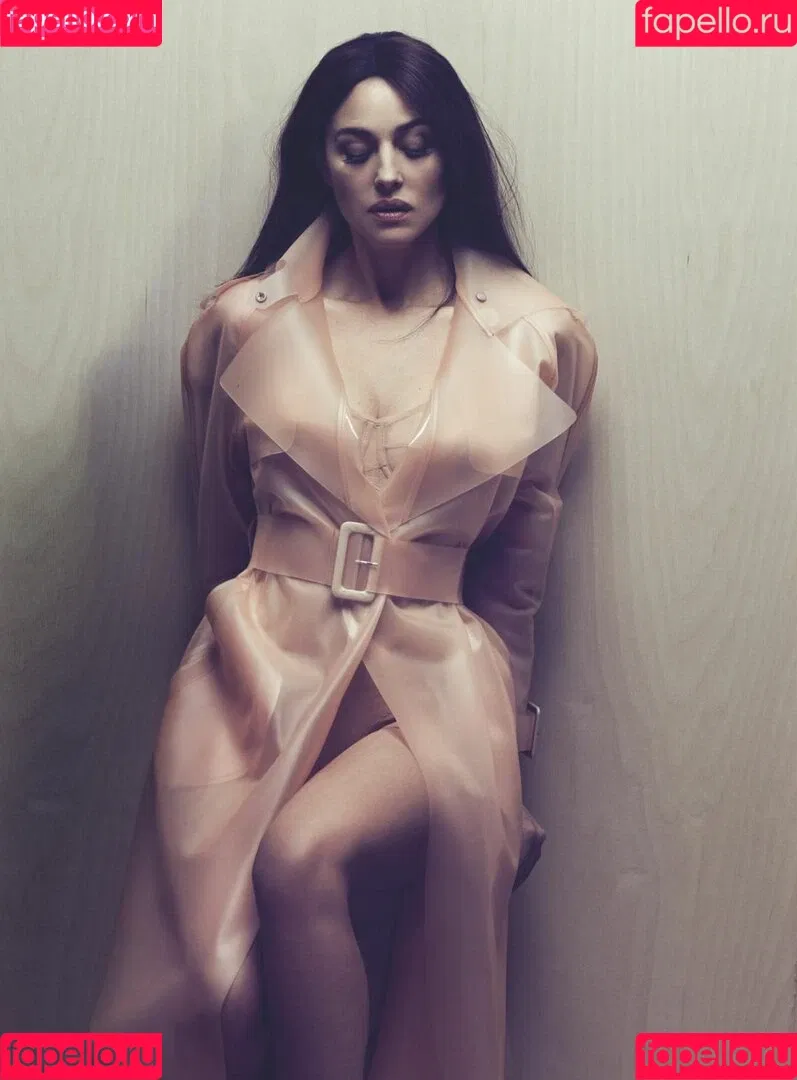 Monica Bellucci Onlyfans Photo Gallery 