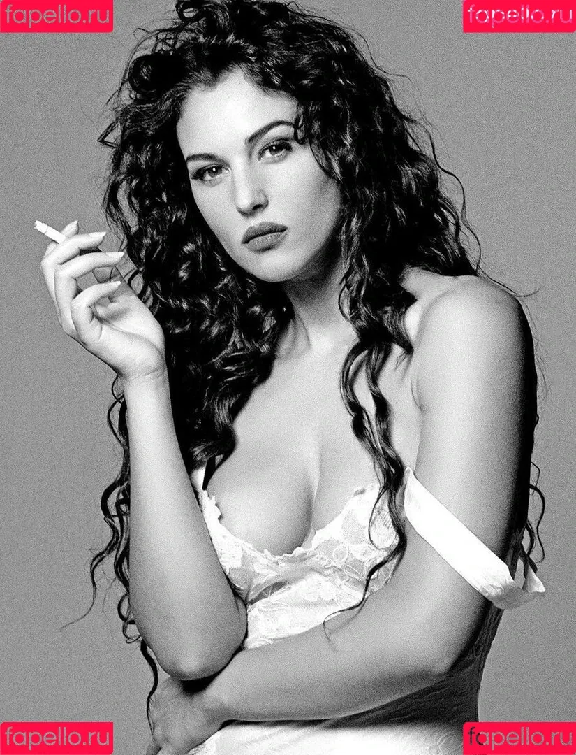 Monica Bellucci Onlyfans Photo Gallery 