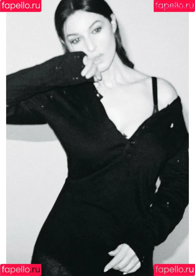 Monica Bellucci Onlyfans Photo Gallery 