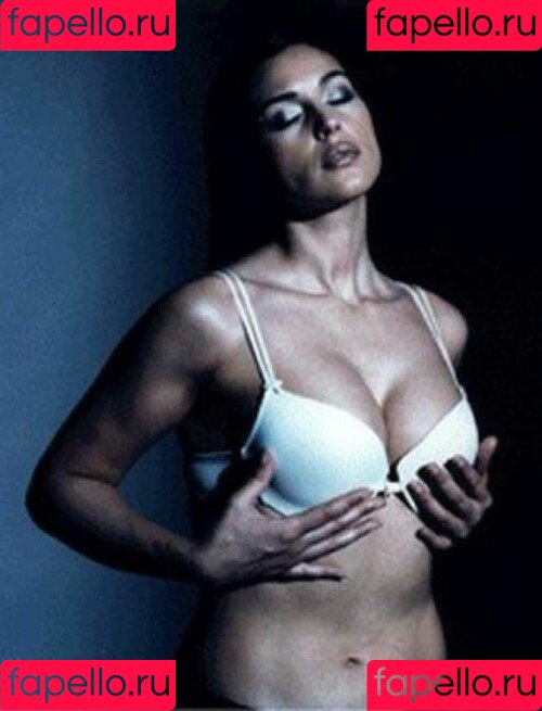 Monica Bellucci Nude Onlyfans Photo 48