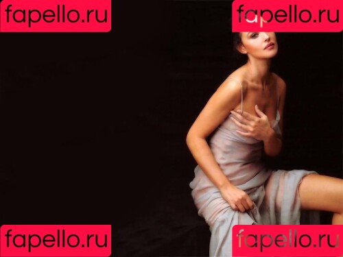 Monica Bellucci Nude Onlyfans Photo 44