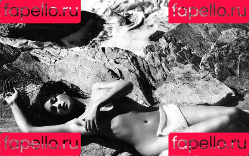 Monica Bellucci Nude Onlyfans Photo 27