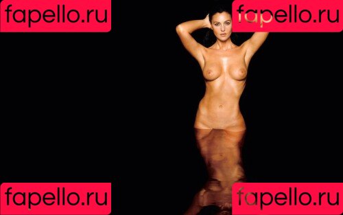 Monica Bellucci Nude Onlyfans Photo 26