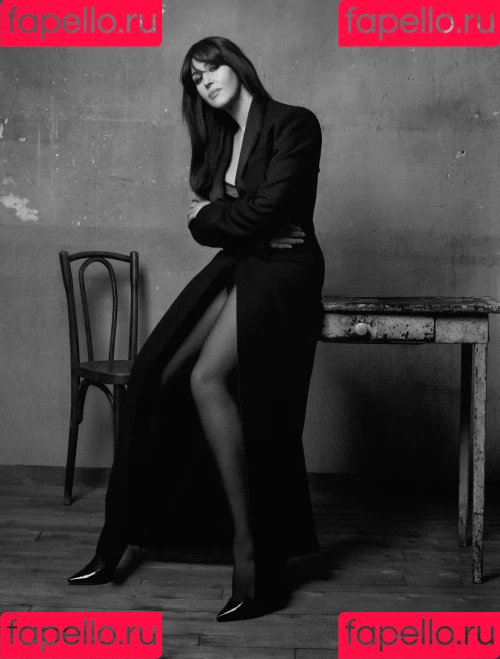 Monica Bellucci Nude Onlyfans Photo 12
