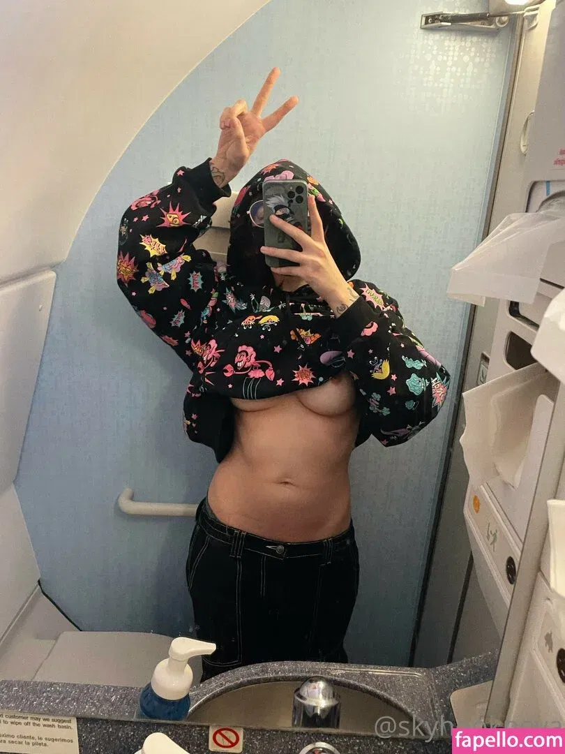 Skyhook Suicide Onlyfans Photo Gallery 