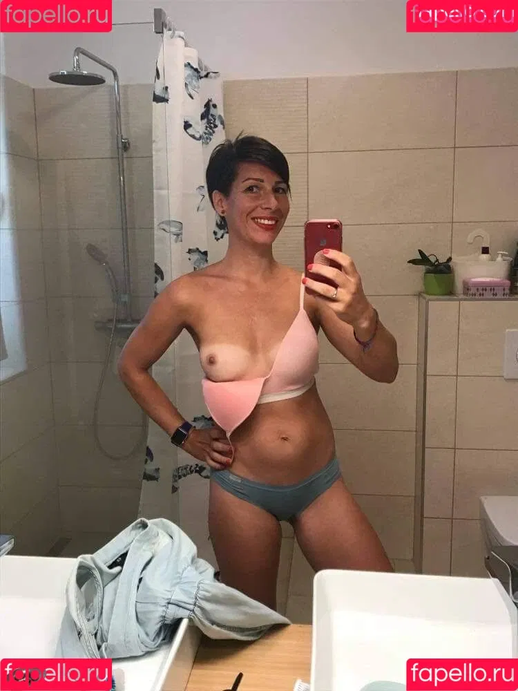 Kat Haze Onlyfans Photo Gallery 