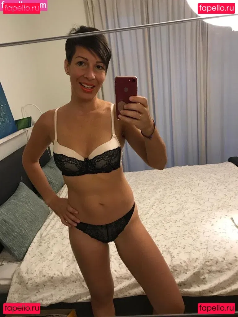 Kat Haze Onlyfans Photo Gallery 