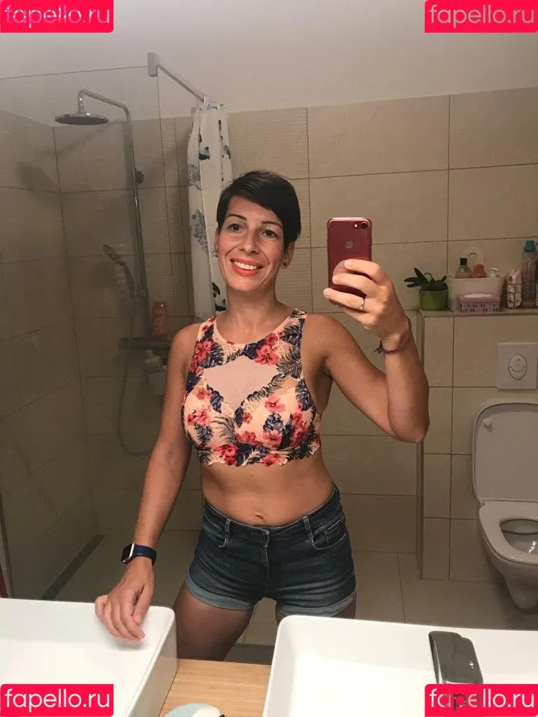 Kat Haze Onlyfans Photo Gallery 