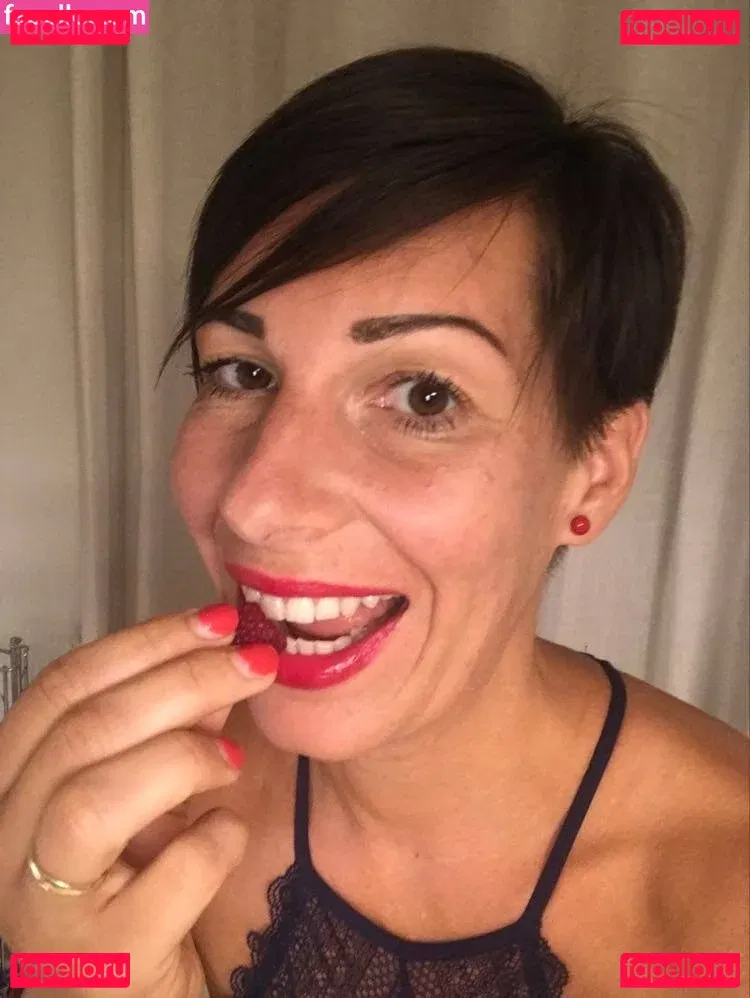 Kat Haze Onlyfans Photo Gallery 