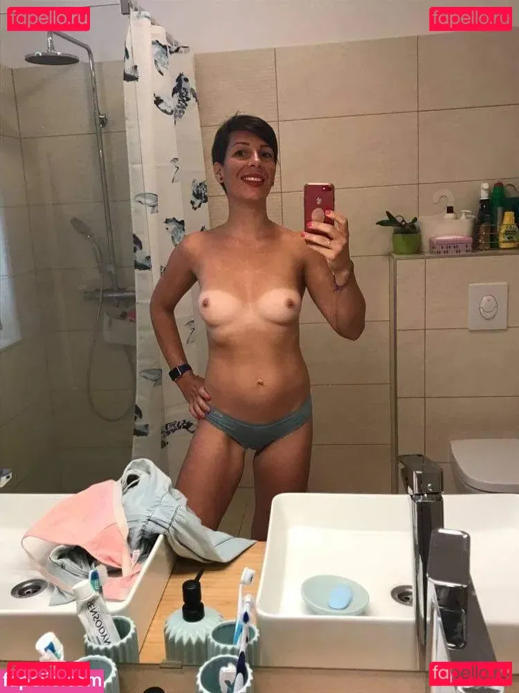 Kat Haze Onlyfans Photo Gallery 