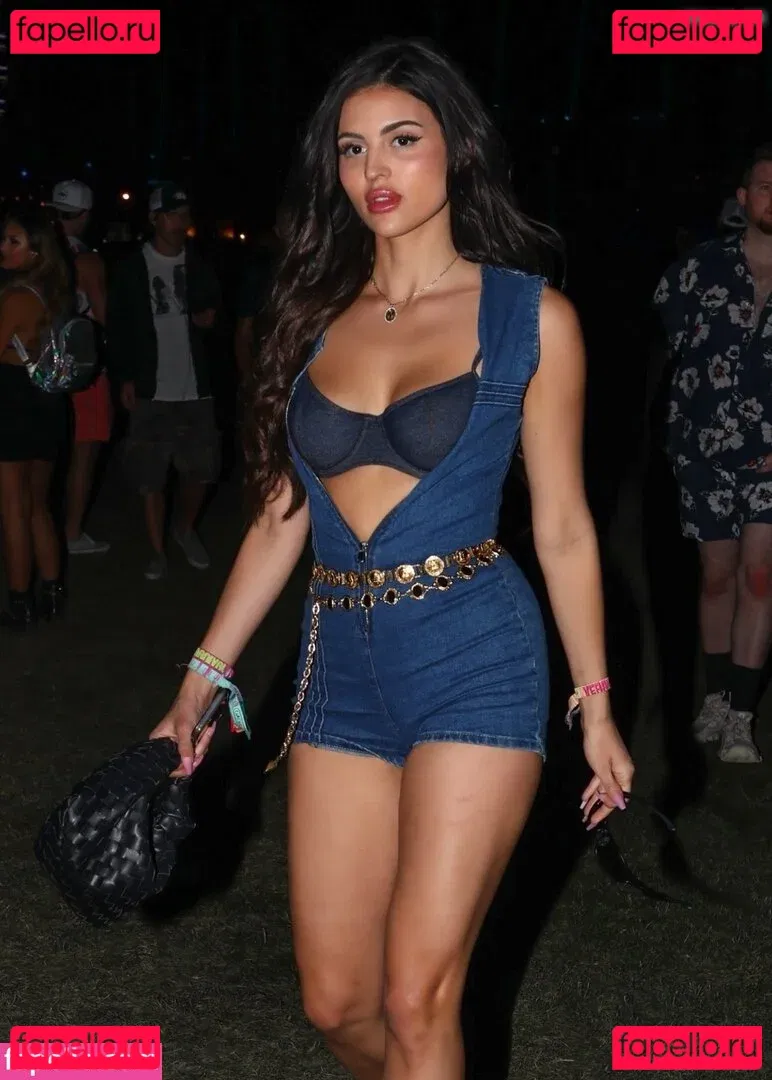 Holly Scarfone Onlyfans Photo Gallery 