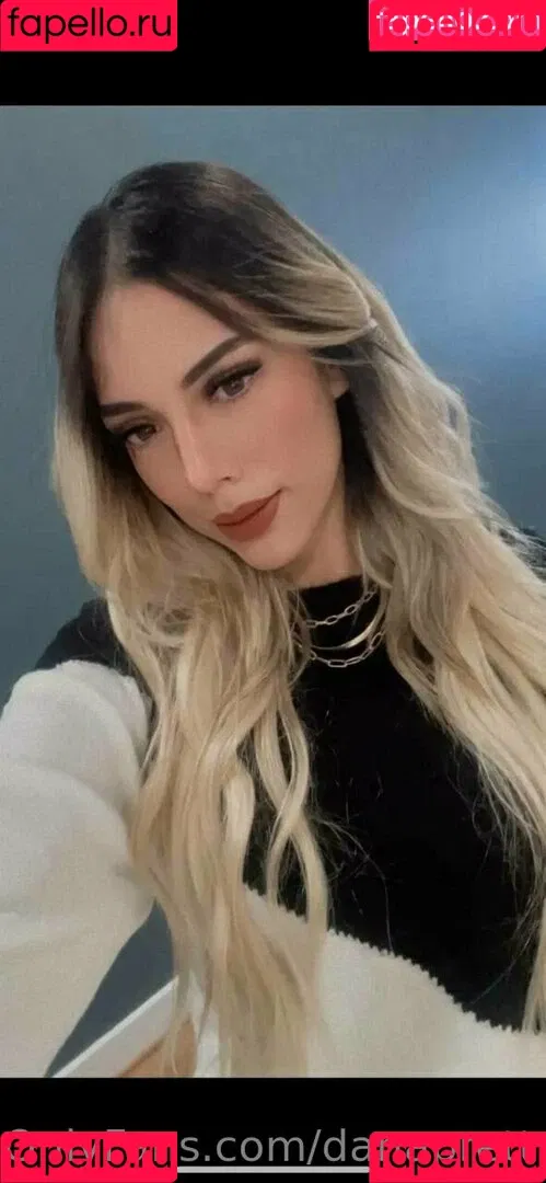 danagorgeus Onlyfans Photo Gallery 