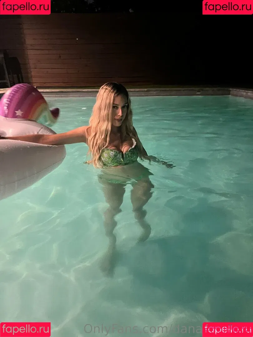 danagorgeus Onlyfans Photo Gallery 