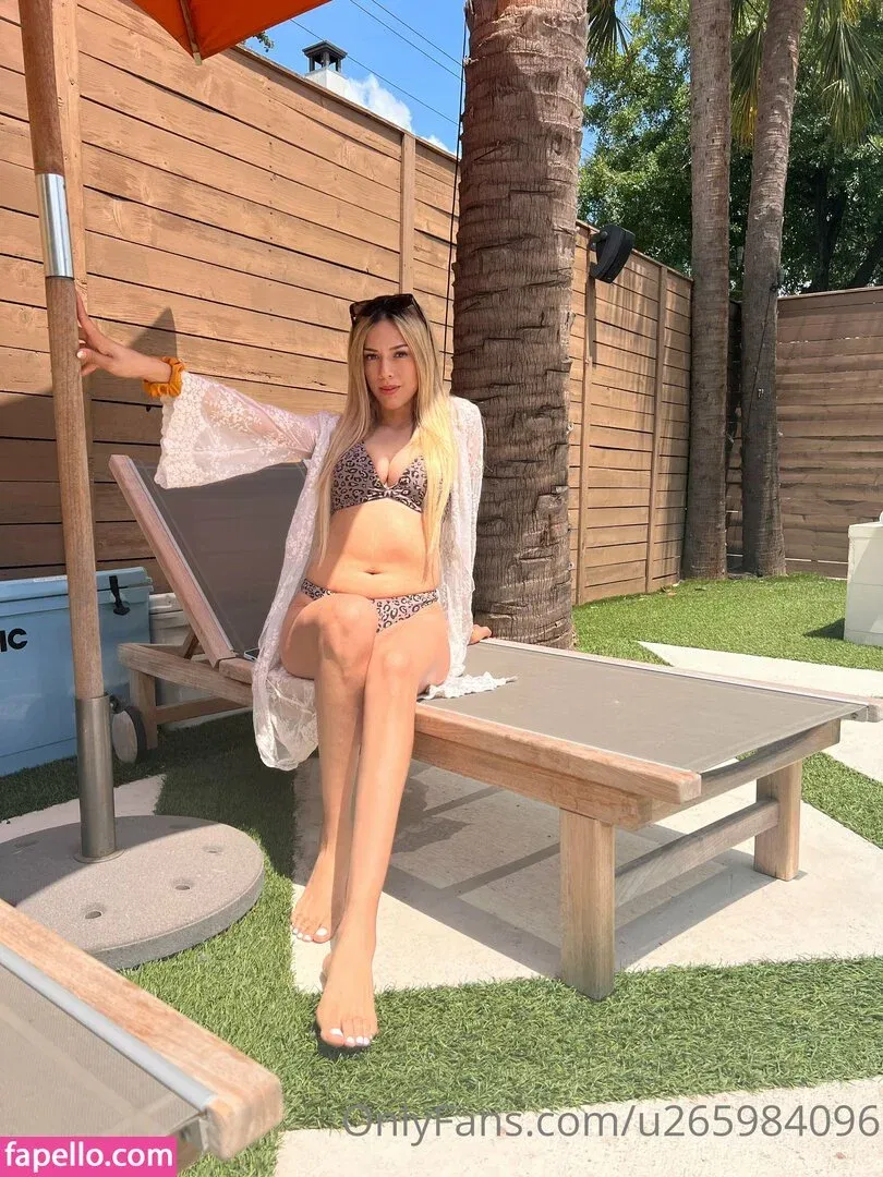 danagorgeus Onlyfans Photo Gallery 