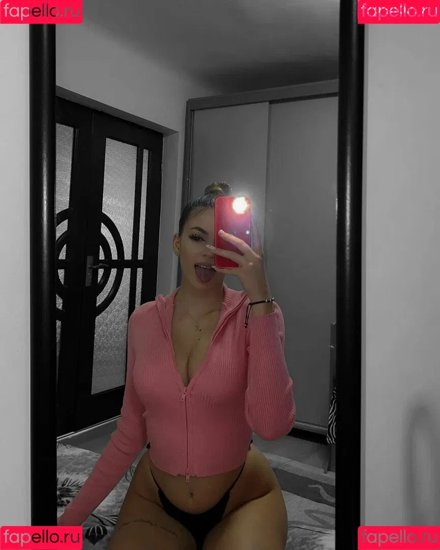 biee_20 Onlyfans Photo Gallery 