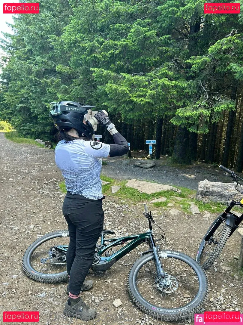 carmen_divinefree Onlyfans Photo Gallery 