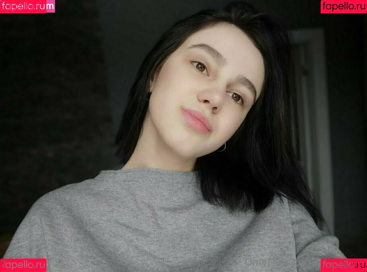 adelebee Onlyfans Photo Gallery 